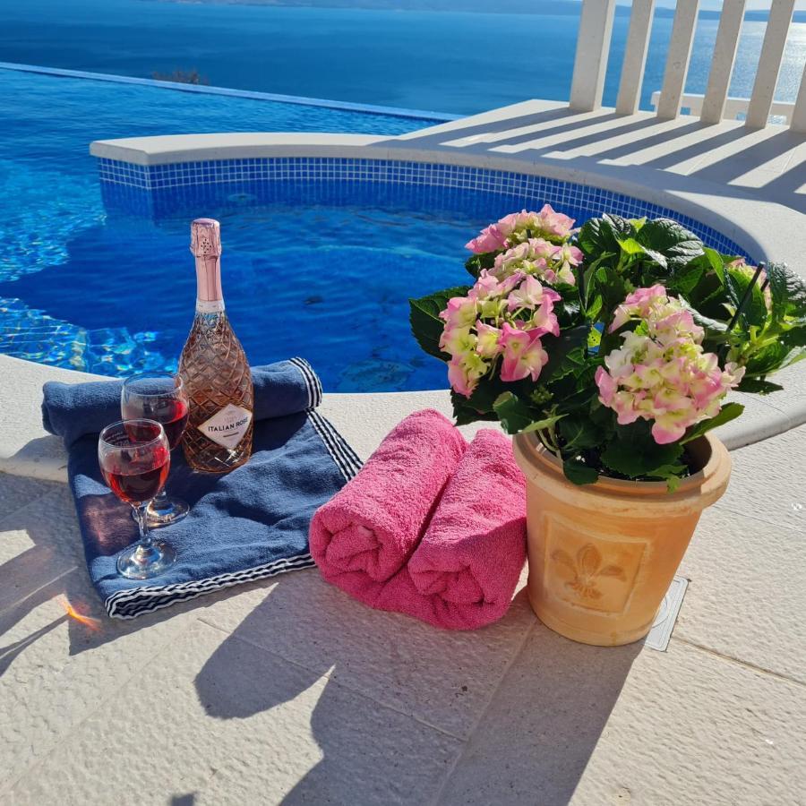 Sea View Luxury Apart Hotel Villa Conte With Swiming Pool And Romantic Spa Podstrana Esterno foto