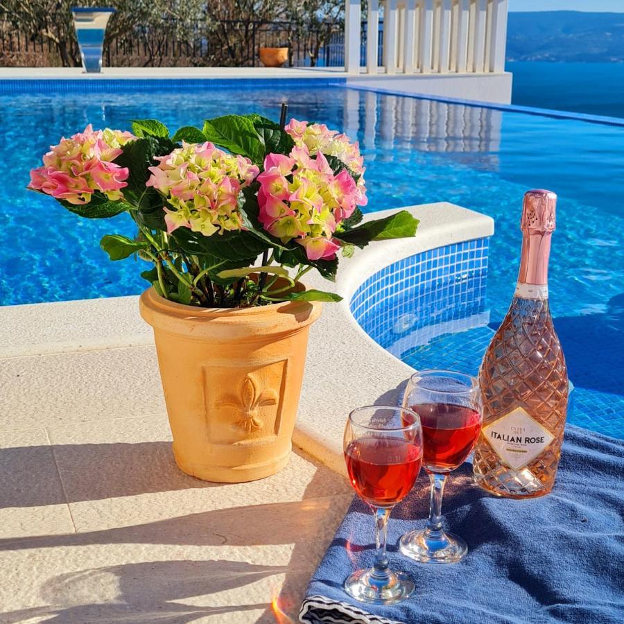 Sea View Luxury Apart Hotel Villa Conte With Swiming Pool And Romantic Spa Podstrana Esterno foto