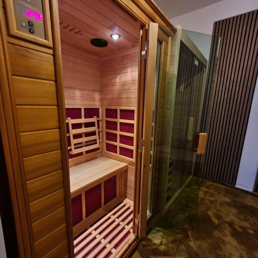 Sea View Luxury Apart Hotel Villa Conte With Swiming Pool And Romantic Spa Podstrana Esterno foto