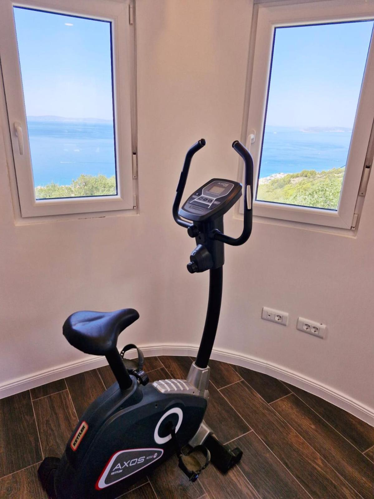 Sea View Luxury Apart Hotel Villa Conte With Swiming Pool And Romantic Spa Podstrana Esterno foto