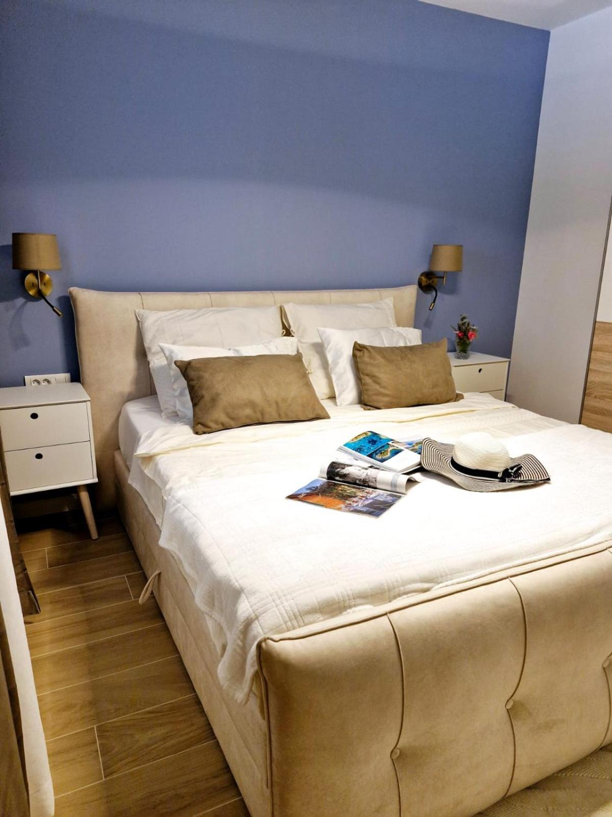 Sea View Luxury Apart Hotel Villa Conte With Swiming Pool And Romantic Spa Podstrana Esterno foto
