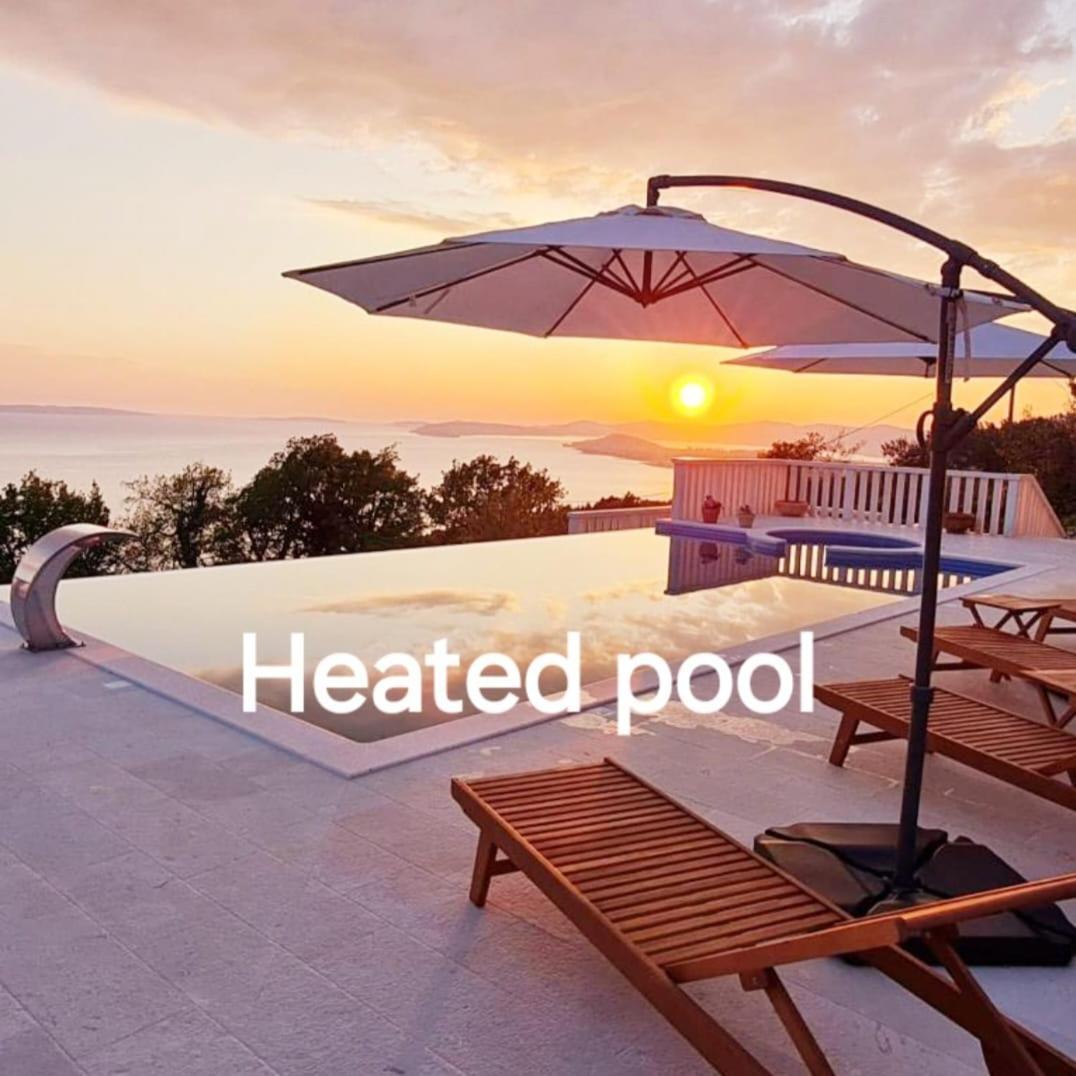 Sea View Luxury Apart Hotel Villa Conte With Swiming Pool And Romantic Spa Podstrana Esterno foto